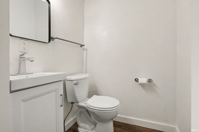 227 E 9Th Street, Mishawaka, IN 46544