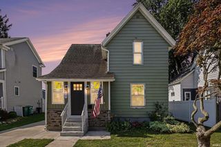 227 E 9Th Street, Mishawaka, IN 46544