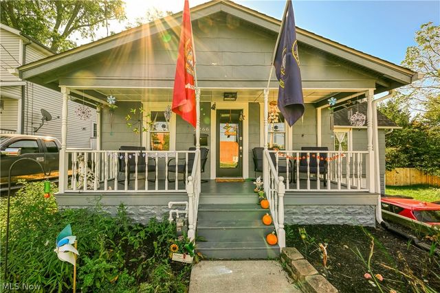 2266 Windemere Avenue, Akron, OH 44312