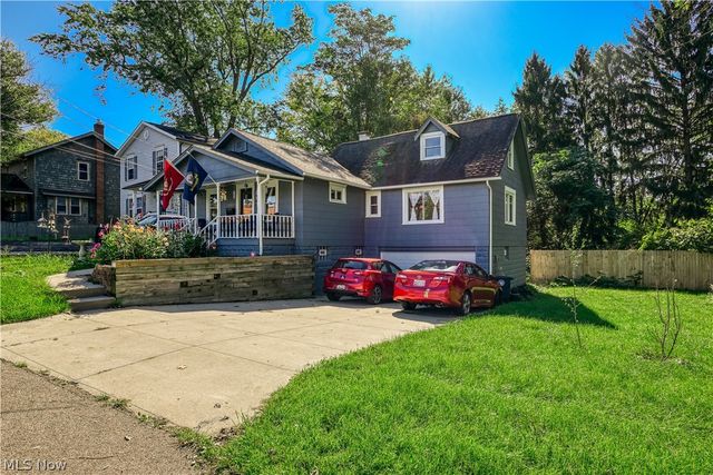 2266 Windemere Avenue, Akron, OH 44312