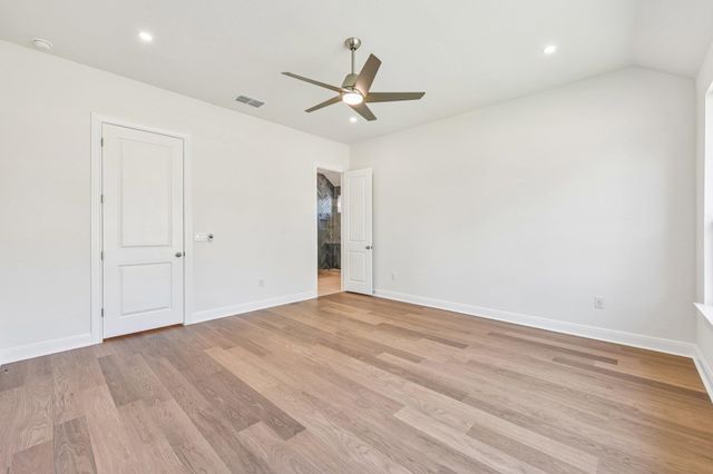 173 Comfort DR, Buda, TX 78610