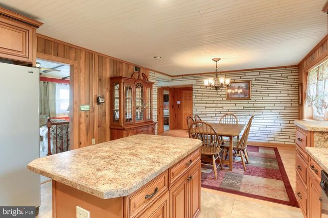 535 E KERCHER AVE, Lebanon, PA 17046