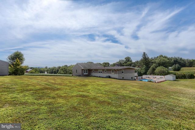535 E KERCHER AVE, Lebanon, PA 17046