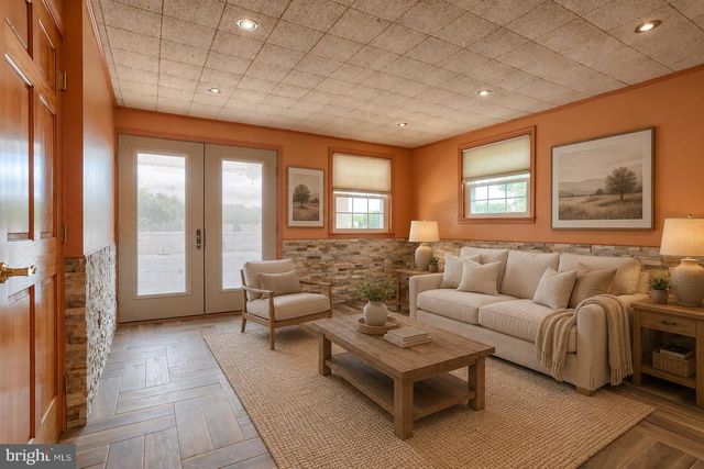 535 E KERCHER AVE, Lebanon, PA 17046