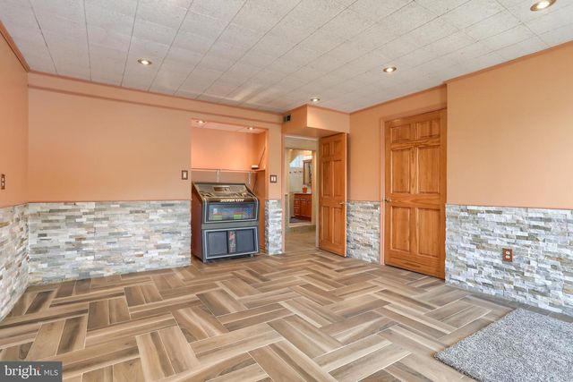 535 E KERCHER AVE, Lebanon, PA 17046