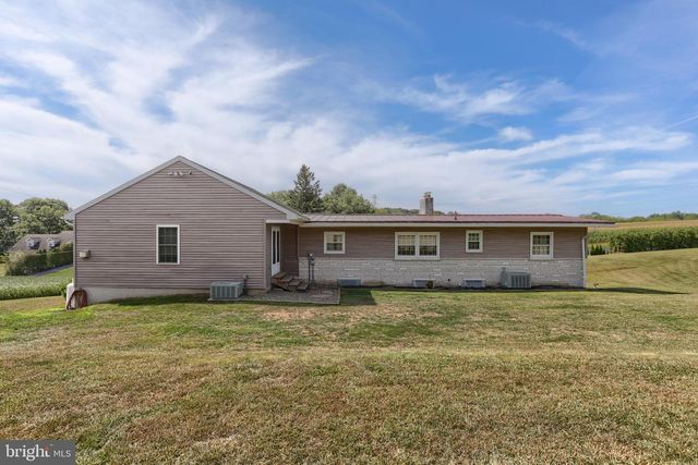 535 E KERCHER AVE, Lebanon, PA 17046