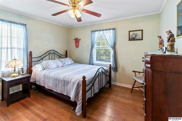 2306 S 48 Street, Omaha, NE 68106