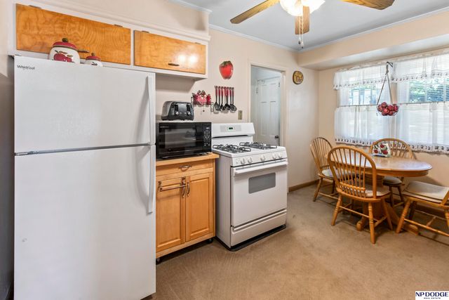 2306 S 48 Street, Omaha, NE 68106