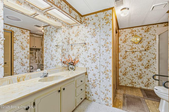 520 Lee Court, West Melbourne, FL 32904