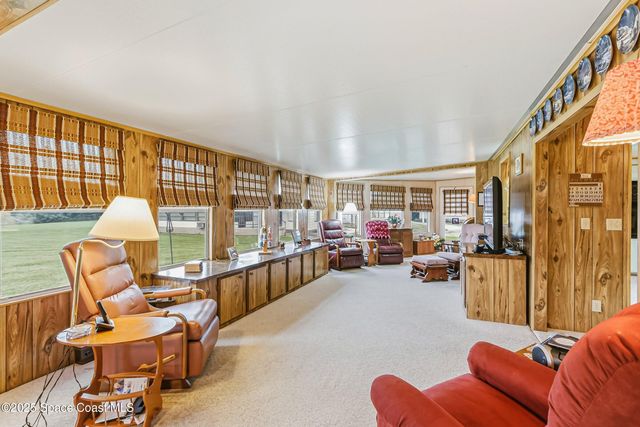 520 Lee Court, West Melbourne, FL 32904