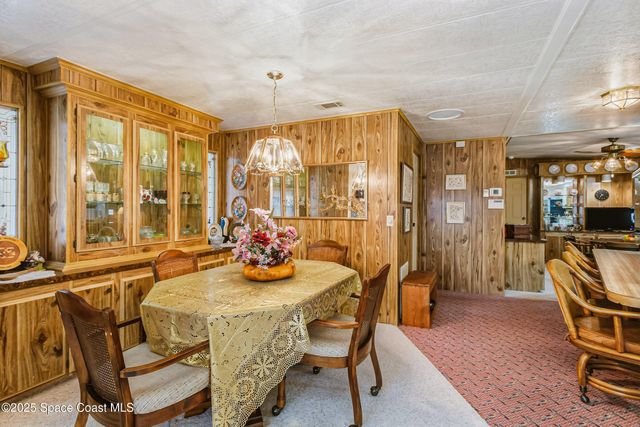 520 Lee Court, West Melbourne, FL 32904