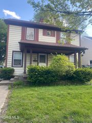 2331 Berdan Avenue, Toledo, OH 43613