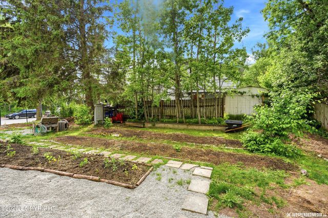 3891 Caravelle Drive, Anchorage, AK 99502