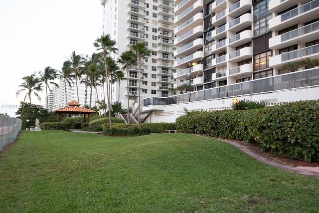 5757 Collins Ave 703, Miami Beach, FL 33140