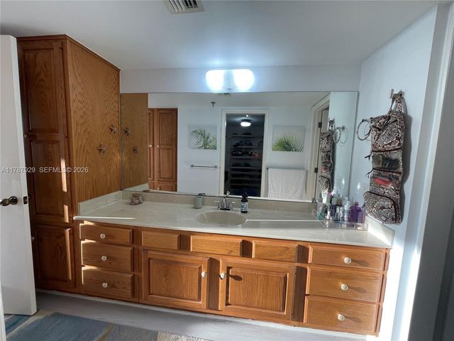 5047 N Highway A1a 1205, Hutchinson Island, FL 34949