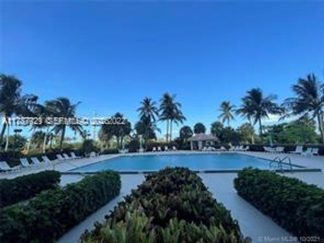 5047 N Highway A1a 1205, Hutchinson Island, FL 34949