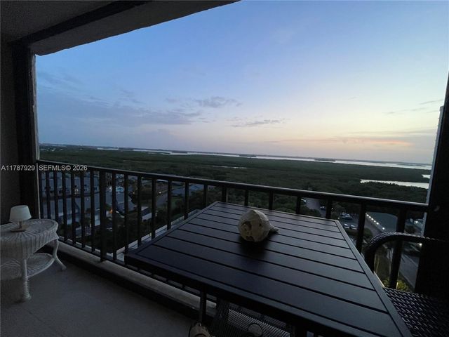 5047 N Highway A1a 1205, Hutchinson Island, FL 34949