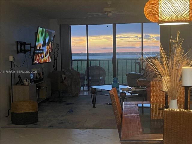 5047 N Highway A1a 1205, Hutchinson Island, FL 34949