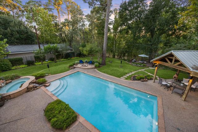 45 Patti Lynn Lane, Houston, TX 77024