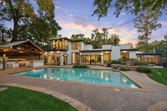 45 Patti Lynn Lane, Houston, TX 77024