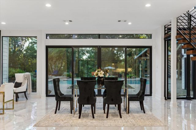 45 Patti Lynn Lane, Houston, TX 77024