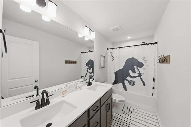 136 Ledgemont Way, Acworth, GA 30101