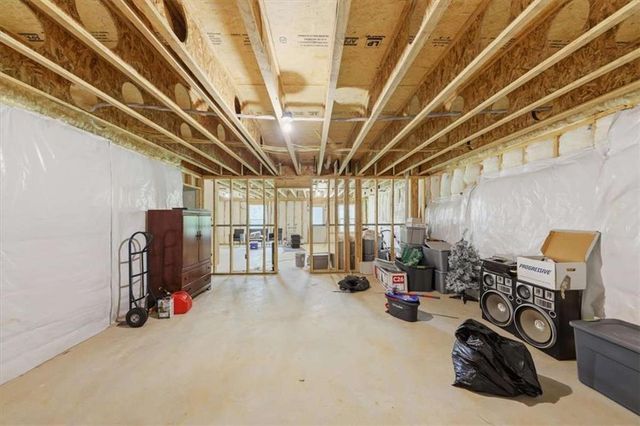 136 Ledgemont Way, Acworth, GA 30101