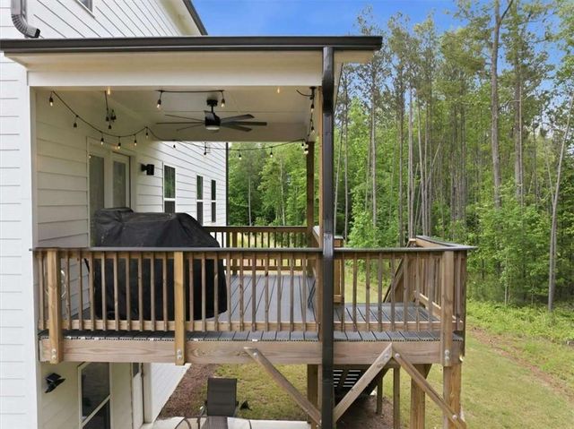136 Ledgemont Way, Acworth, GA 30101