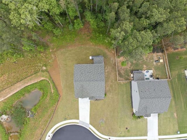 136 Ledgemont Way, Acworth, GA 30101