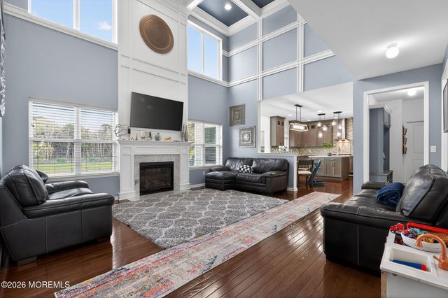 17 Prairie Lane, Bayville, NJ 08721