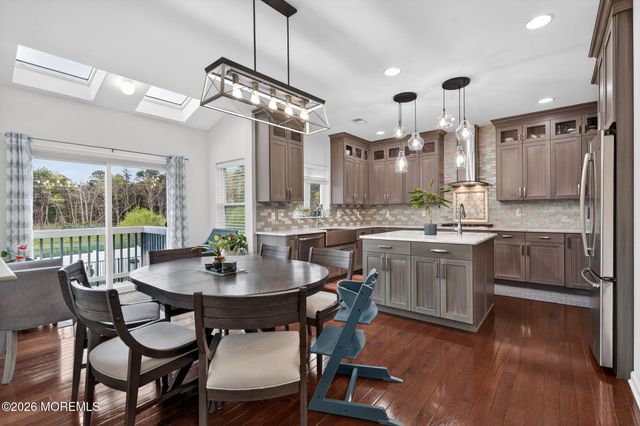 17 Prairie Lane, Bayville, NJ 08721