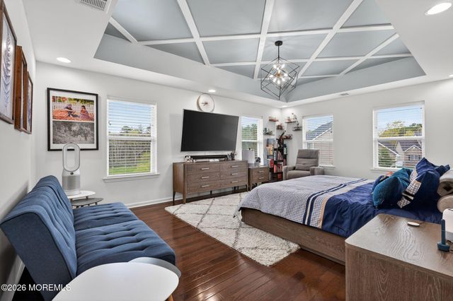 17 Prairie Lane, Bayville, NJ 08721
