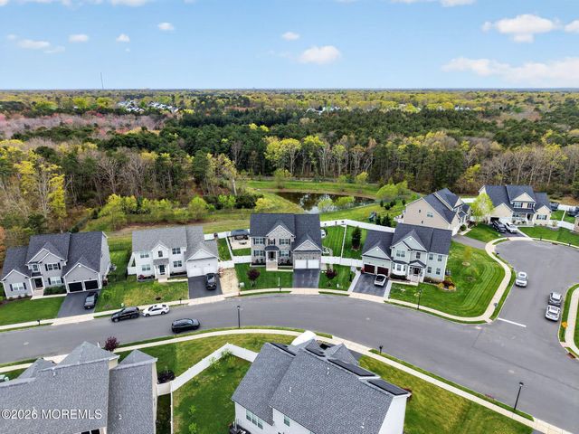 17 Prairie Lane, Bayville, NJ 08721