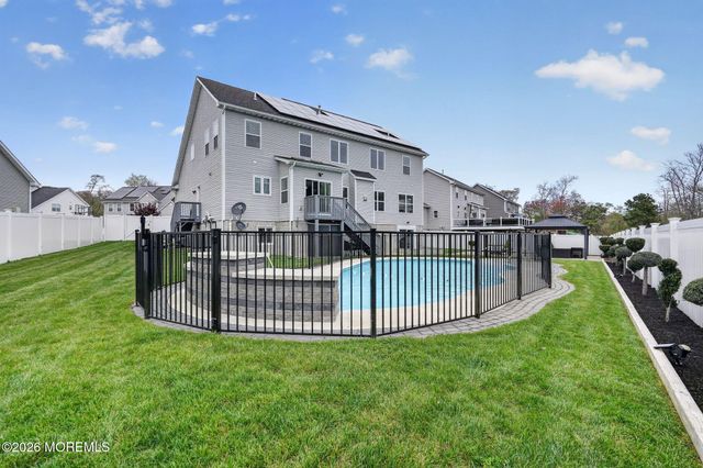 17 Prairie Lane, Bayville, NJ 08721