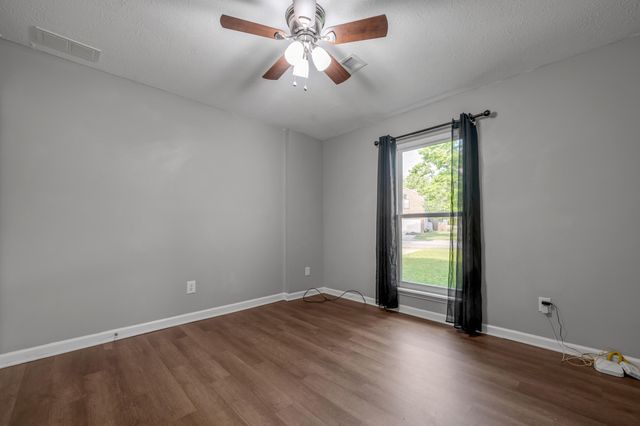 400 Forest Hill Drive, Lexington, KY 40509