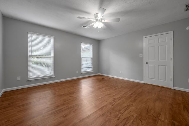 400 Forest Hill Drive, Lexington, KY 40509