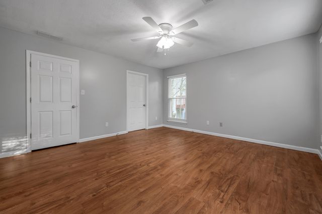 400 Forest Hill Drive, Lexington, KY 40509