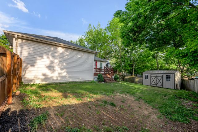 400 Forest Hill Drive, Lexington, KY 40509