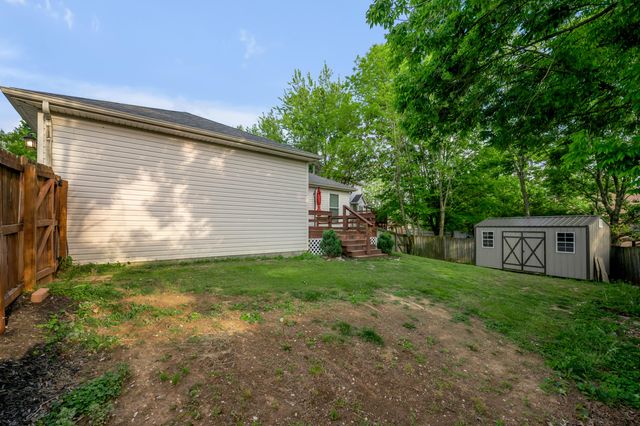 400 Forest Hill Drive, Lexington, KY 40509