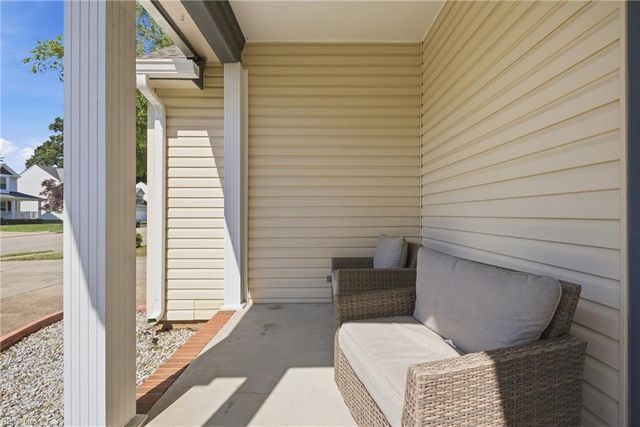 108 Pine Creek DR, Hampton, VA 23669