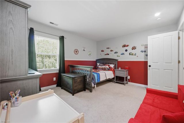 108 Pine Creek DR, Hampton, VA 23669