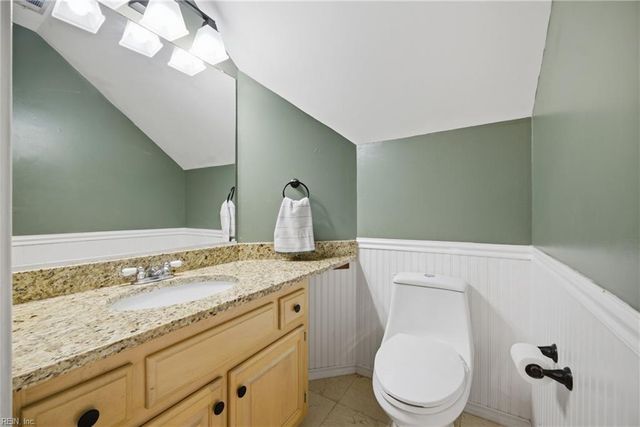 108 Pine Creek DR, Hampton, VA 23669