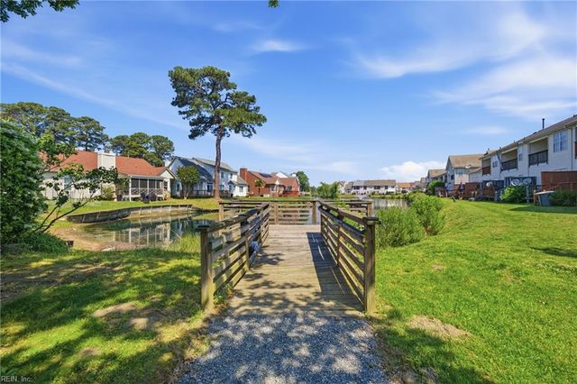 108 Pine Creek DR, Hampton, VA 23669