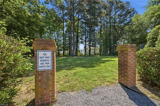 108 Pine Creek DR, Hampton, VA 23669