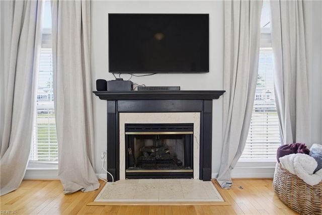 108 Pine Creek DR, Hampton, VA 23669