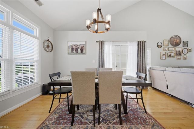108 Pine Creek DR, Hampton, VA 23669