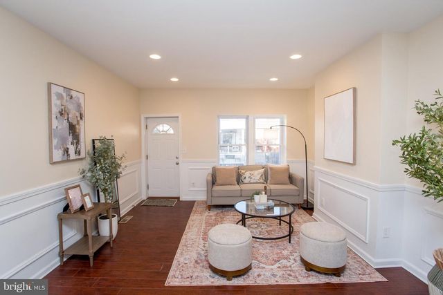 5230 HAZEL AVE, Philadelphia, PA 19143