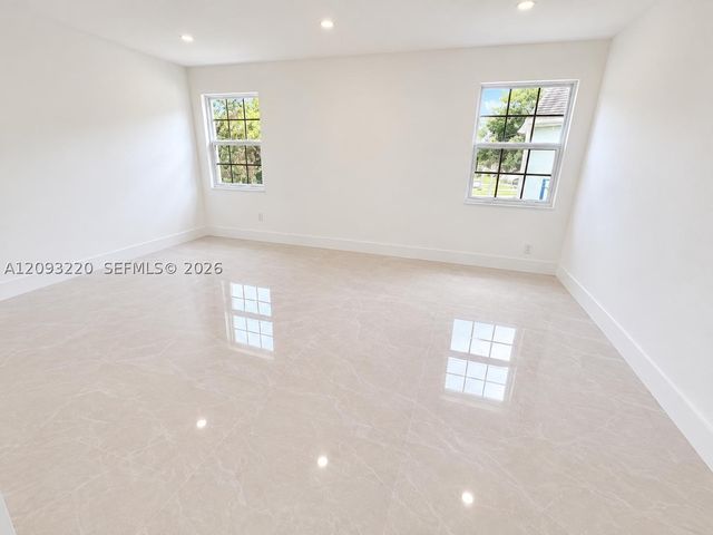 11708 SW 114th Ter, Miami, FL 33186