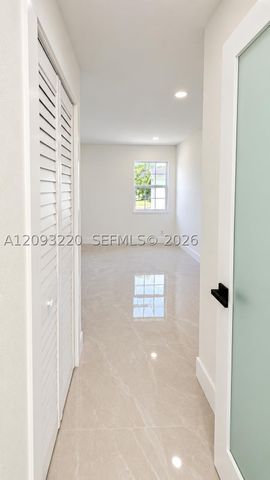 11708 SW 114th Ter, Miami, FL 33186
