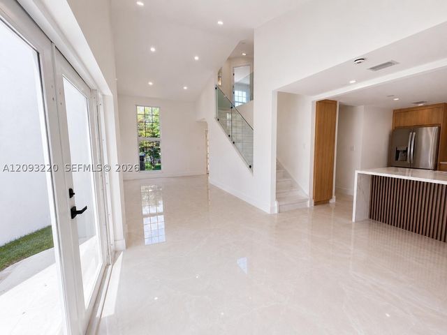 11708 SW 114th Ter, Miami, FL 33186
